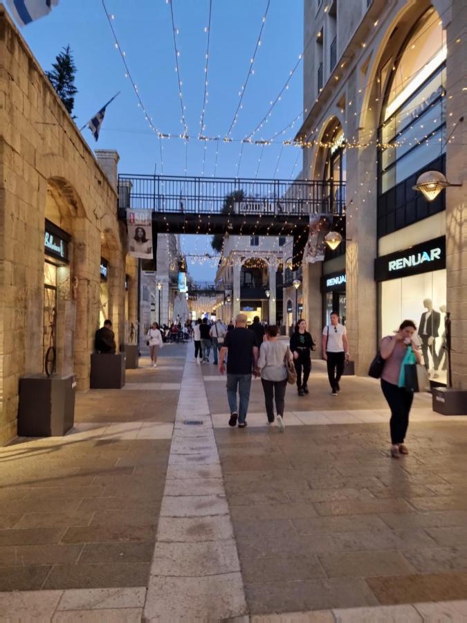 Apt Heart Tlv Arnon 50 Mt From Sea Tel Aviv Exterior photo